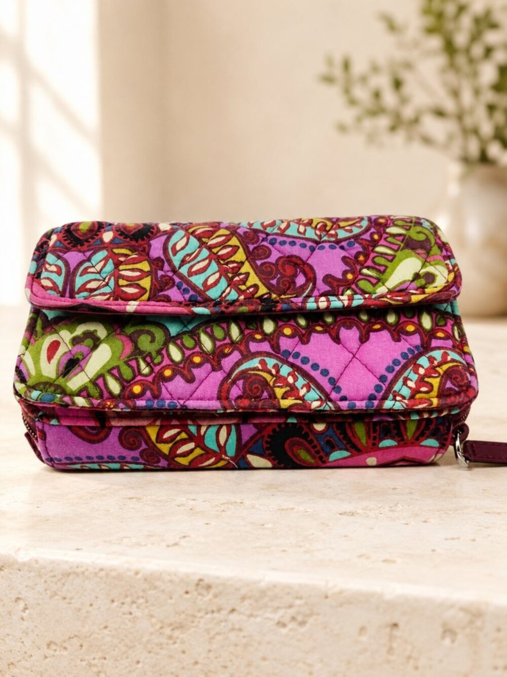 Vera Bradley RFID Turnlock Wallet — Resort Medallion Print | 100% Cotton